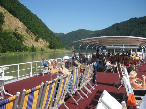 River Art Schiff